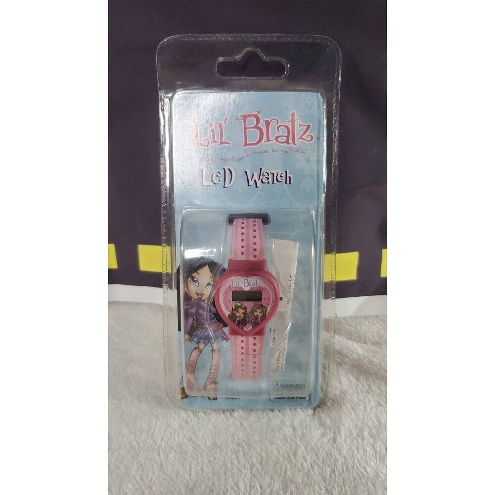 Collectible NOS New Old Stock MGA Bratz LCD Watch Sealed in Factory Blister Pack
